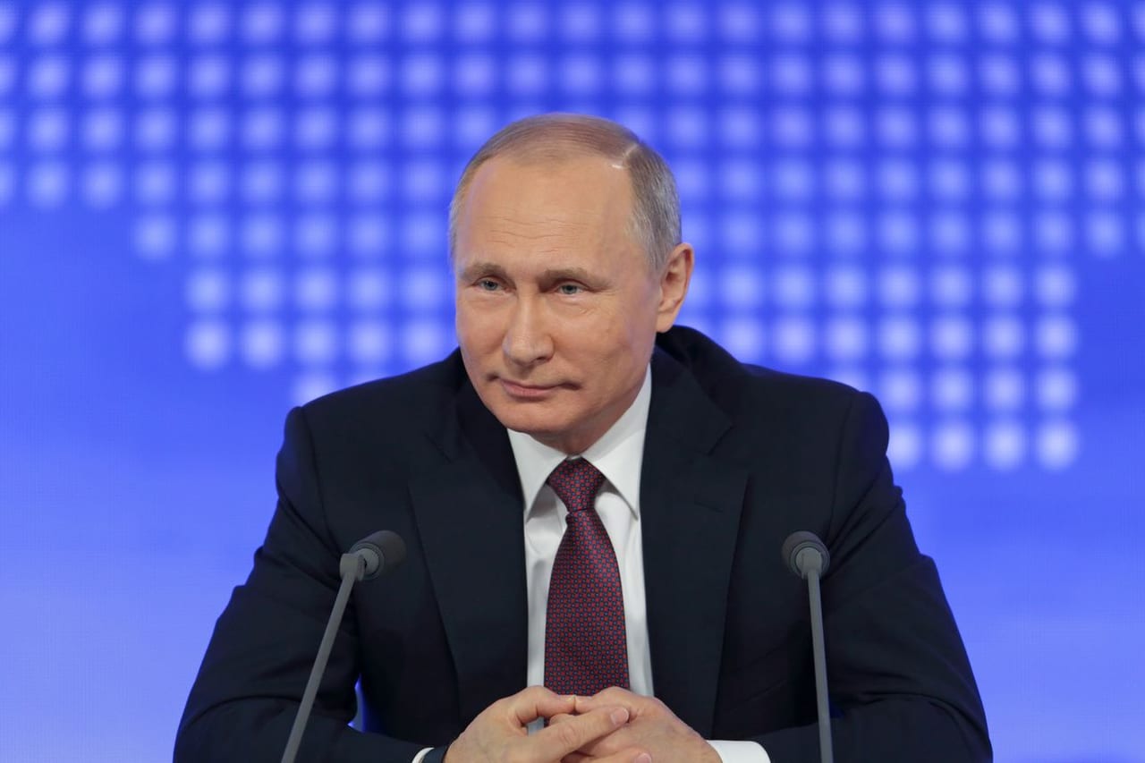 Путин подписал закон о выходе России из соглашения СНГ о помощи беженцам