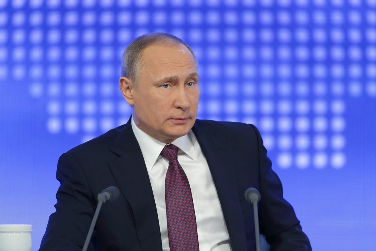Въезд в Россию подорожает: Путин утвердил новые пошлины для иностранцев
